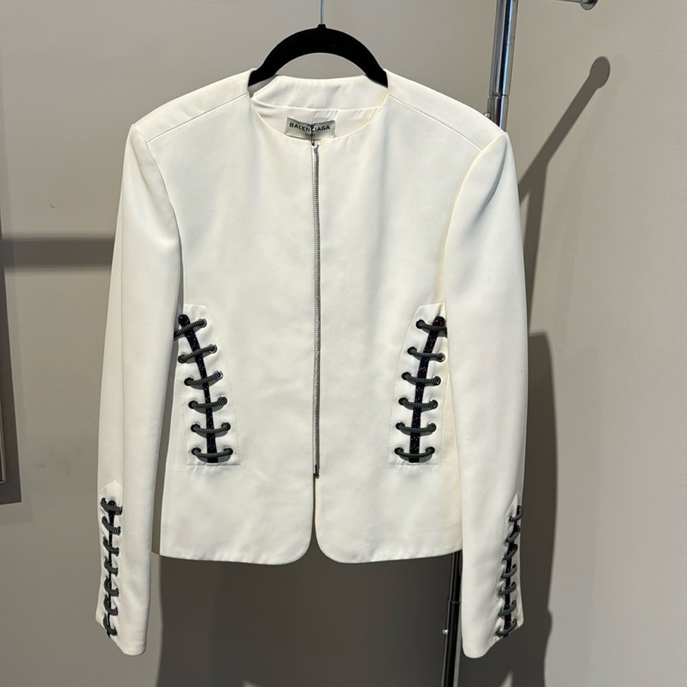 Balenciaga white jacket 36